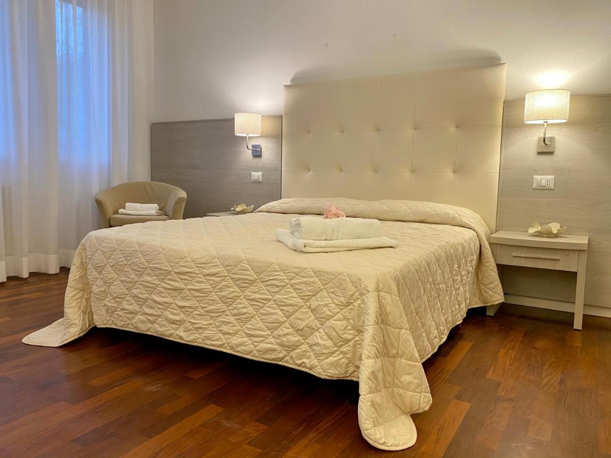Villa Alda Suites & Rooms Cervia Extérieur photo