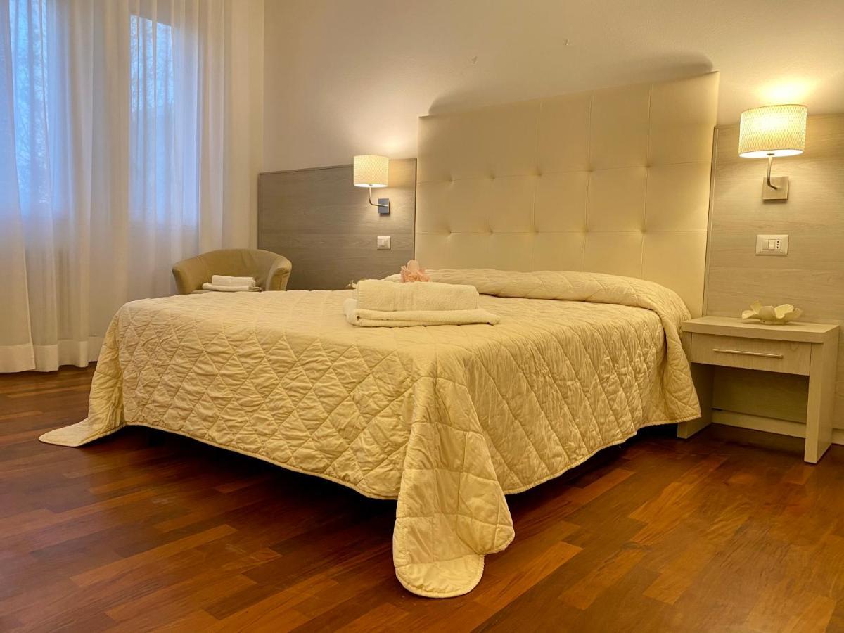 Villa Alda Suites & Rooms Cervia Extérieur photo